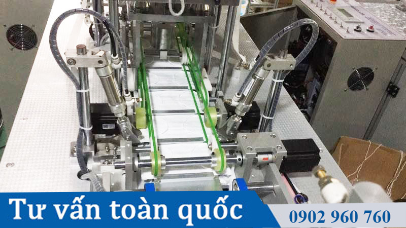 Máy làm khẩu trang y tế-03