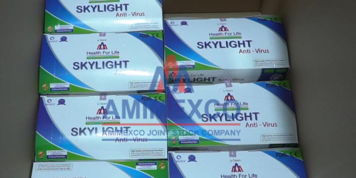 Khẩu trang y tế 4 lớp xuất khẩu Skylight chất lượng, giá tốt nhất