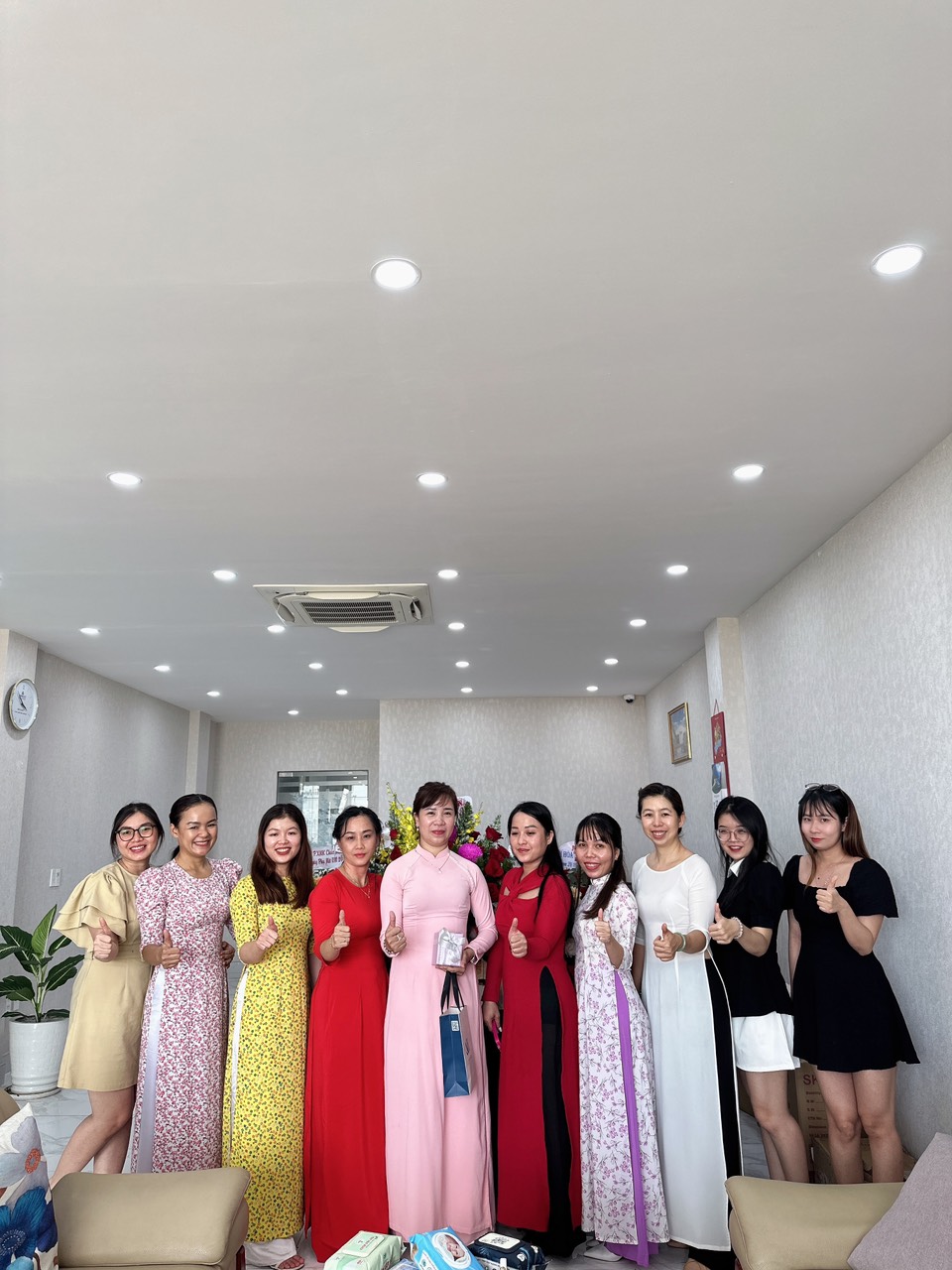 Chào mừng ngày phụ nữ Việt Nam 20/10/2023