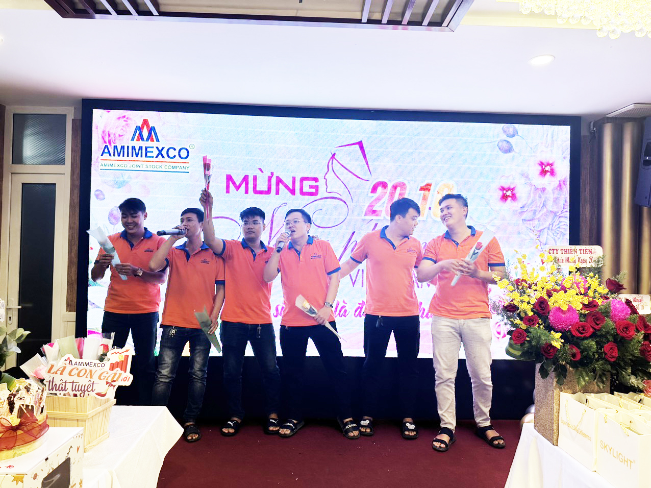 Chào mừng ngày phụ nữ Việt Nam 20/10/2023